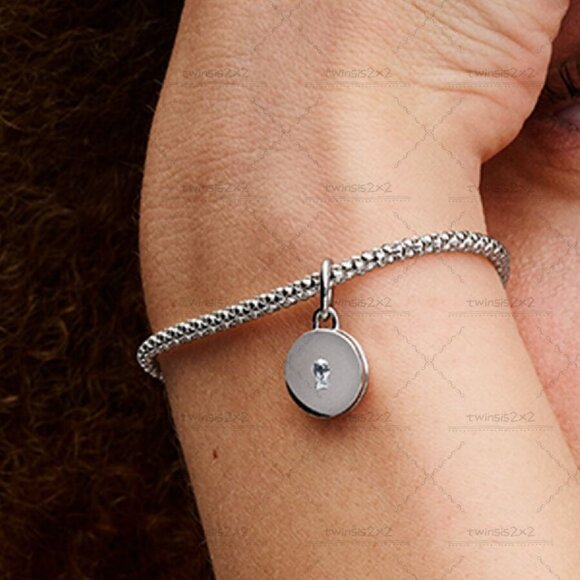 Pandora Openable & Engravable Love Locket Dangle Charm - Picture 2 of 2